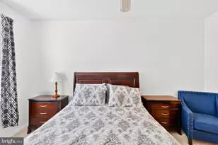 12937 Centre Park Cir, Herndon, VA 20171 - Photo 16