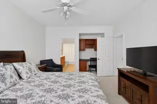 12937 Centre Park Cir, Herndon, VA 20171 - Photo 14