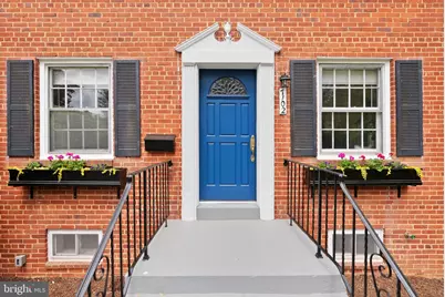 7102 Cynthia Court, Annandale, VA 22003 - Photo 2