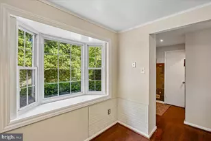 3140 Ellenwood Dr, Fairfax, VA 22031 - Photo 6