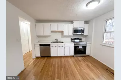 10911 Santa Clara Drive, Fairfax, VA 22030 - Photo 2