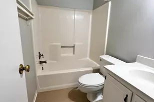3854B Steppes Ct, Falls Church, VA 22041 - Photo 12