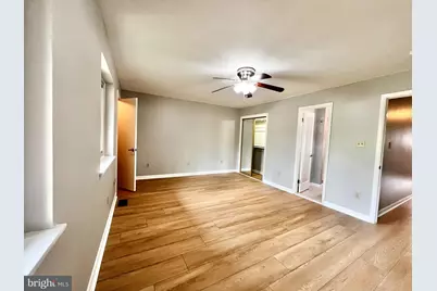 3854B Steppes Court, Falls Church, VA 22041 - Photo 8