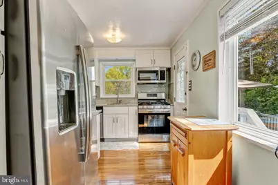 6409 The Parkway, Alexandria, VA 22310 - Photo 6