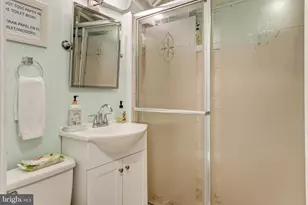 6409 The Parkway, Alexandria, VA 22310 - Photo 26