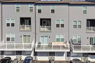 4605 Olivine Dr, Chantilly, VA 20151 - Photo 16