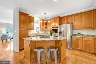 4182 Lower Park Dr, Fairfax, VA 22030 - Photo 20