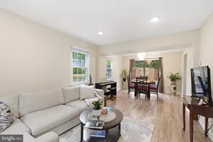 7709 Matisse Way, Springfield, VA 22153 - Photo 6