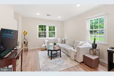 7709 Matisse Way, Springfield, VA 22153 - Photo 4