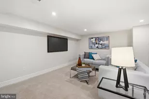 7109 Idylwood Rd, Falls Church, VA 22043 - Photo 58