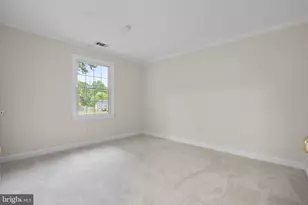 12754 Kinship Dr, Herndon, VA 20171 - Photo 36
