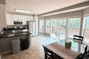 7405 Dunnington Pl, Alexandria, VA 22315 - Photo 16