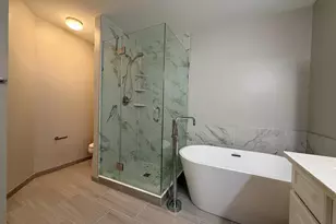 12481 Hayes Ct, Fairfax, VA 22033 - Photo 16