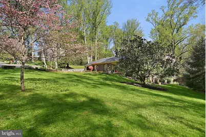 7504 Blaise Trail, McLean, VA 22102 - Photo 6