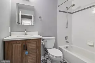 11508 Sperrin Cir, Fairfax, VA 22030 - Photo 18