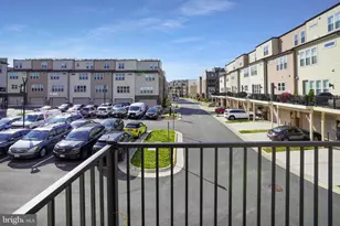 14301 Beckett Glen Cir, Chantilly, VA 20151 - Photo 32