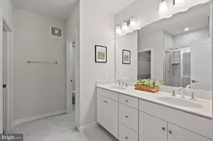 4128 Legato Rd, Fairfax, VA 22033 - Photo 30