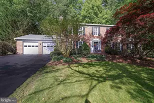 7706 Lakeloft Ct, Fairfax Station, VA 22039 - Photo 6