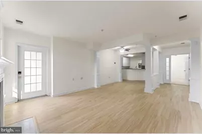 12789 Fair Crest Court #14-102, Fairfax, VA 22033 - Photo 4