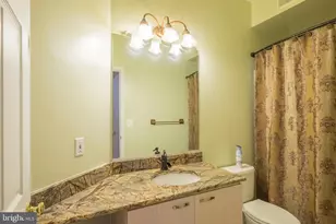 5916 Founders Hill Dr, Alexandria, VA 22310 - Photo 16