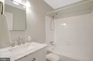 6402 Seven Oaks Ct, Falls Church, VA 22042 - Photo 24