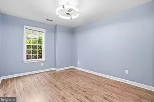 7871 Rolling Woods Ct, Springfield, VA 22152 - Photo 18