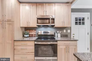 2515 Fowlers Ln, Reston, VA 20191 - Photo 12