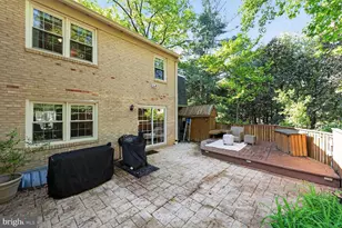 1846 Golf View Ct, Reston, VA 20190 - Photo 22