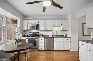 8258 Cedar Landing Ct, Alexandria, VA 22306 - Photo 4