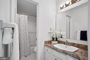 8258 Cedar Landing Ct, Alexandria, VA 22306 - Photo 16
