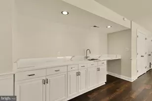 2487 Oakton Hills Dr, Oakton, VA 22124 - Photo 38
