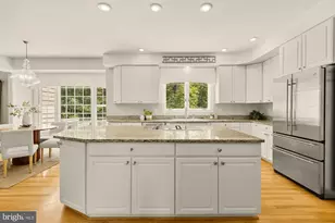 2487 Oakton Hills Dr, Oakton, VA 22124 - Photo 12