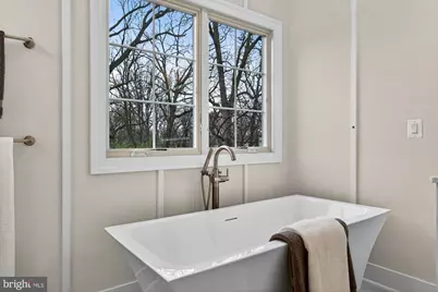 606 Meadow Lane SW, Vienna, VA 22180 - Photo 54