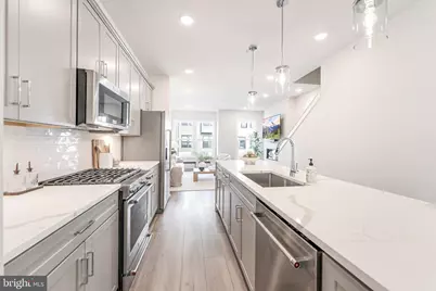 12742 Verdant Way, Reston, VA 20191 - Photo 18