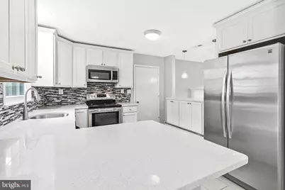 6450 Old Chesterbrook Road, McLean, VA 22101 - Photo 12
