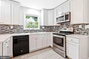 6450 Old Chesterbrook Rd, McLean, VA 22101 - Photo 14