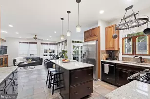 6513 Wheat Mill Way, Centreville, VA 20121 - Photo 10