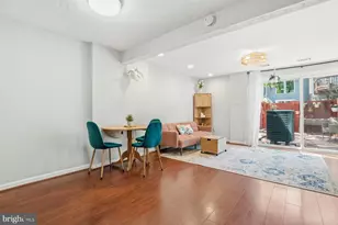 8621 Kenosha Ct, Lorton, VA 22079 - Photo 6
