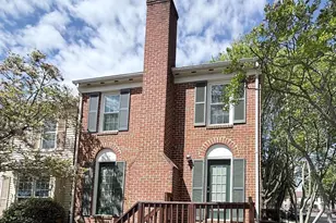 6571 Bermuda Green Ct, Alexandria, VA 22312 - Photo 2