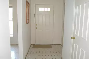 8029 Edinburgh Dr, Springfield, VA 22153 - Photo 8