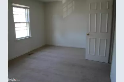 8029 Edinburgh Drive, Springfield, VA 22153 - Photo 14
