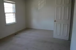 8029 Edinburgh Dr, Springfield, VA 22153 - Photo 14