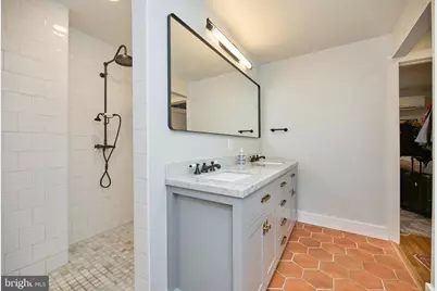 915 Desale Street SW, Vienna, VA 22180 - Photo 30