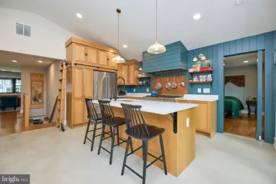 915 Desale Street SW, Vienna, VA 22180 - Photo 14