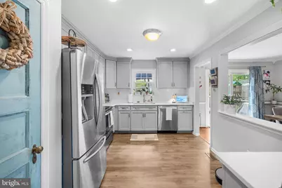 1315 Bayshire Lane, Herndon, VA 20170 - Photo 18