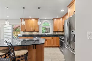 12516 Sweet Leaf Terrace, Fairfax, VA 22033 - Photo 10