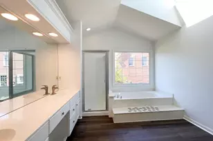 8396 Westpointe Dr, Fairfax Station, VA 22039 - Photo 6