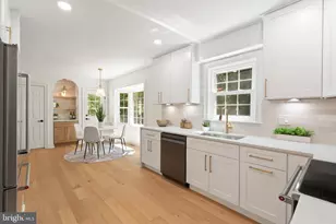 13813 Foggy Hills Ct, Clifton, VA 20124 - Photo 2