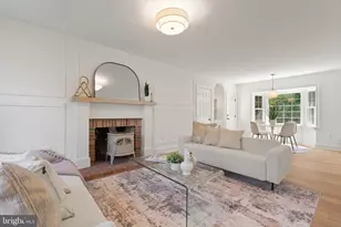 13813 Foggy Hills Ct, Clifton, VA 20124 - Photo 4
