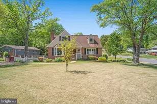 5300 Kings Park Dr, Springfield, VA 22151 - Photo 2
